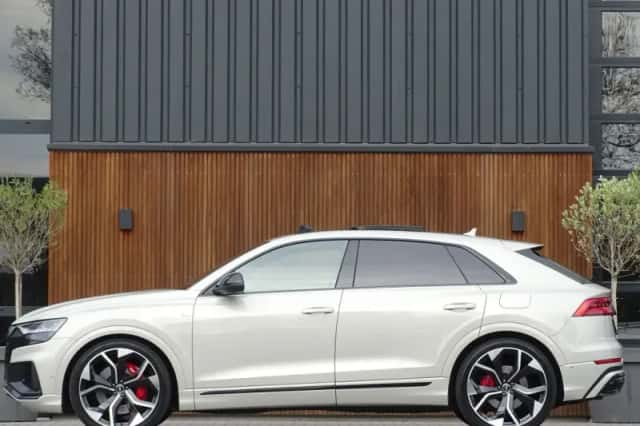 Audi Q8 (2021) thumbnail 5