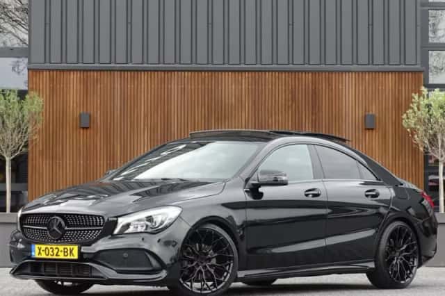 Mercedes-Benz CLA-Klasse (2019) thumbnail 1