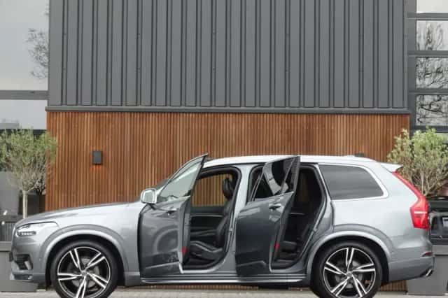 Volvo XC90 (2017) thumbnail 6