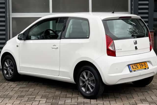 SEAT Mii (2014) thumbnail 4