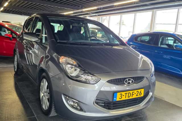 Hyundai ix20 (2014) thumbnail 4