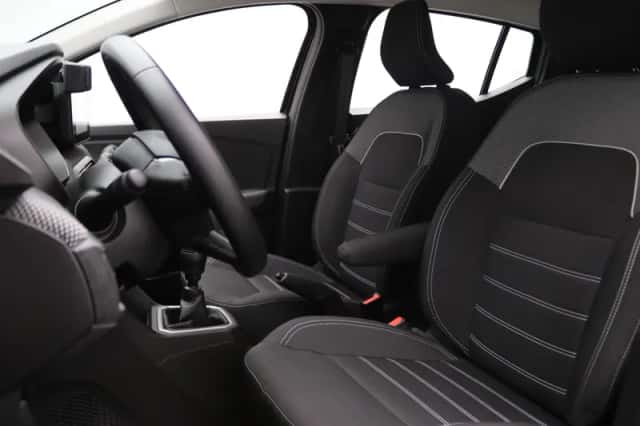 Dacia Sandero (2024) thumbnail 5