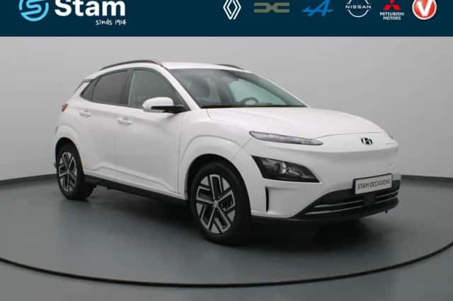 Hyundai Kona (2023) thumbnail 1