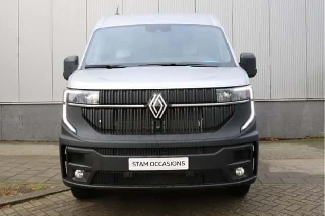 Renault Master (2025) thumbnail 3