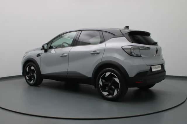 Renault Captur (2026) thumbnail 2