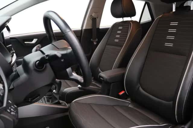 Kia Stonic (2022) thumbnail 5