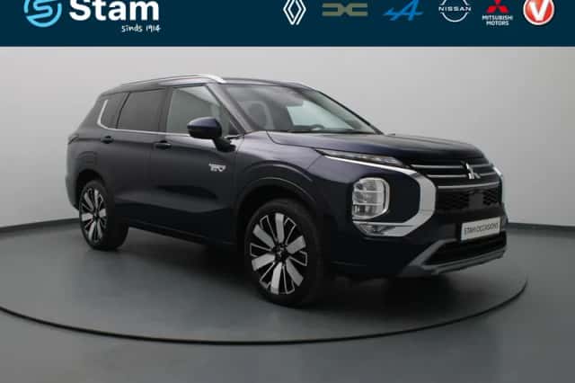 Mitsubishi Outlander (2025) thumbnail 1