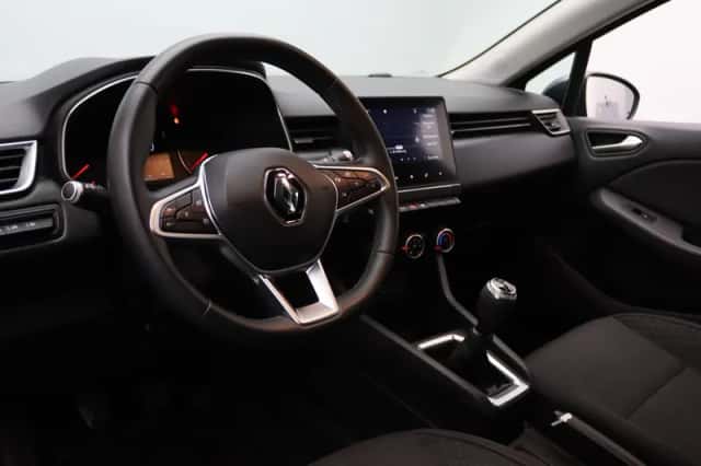 Renault Clio (2020) thumbnail 3
