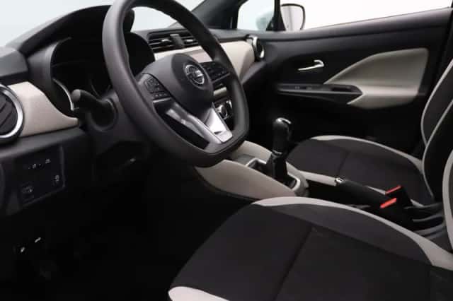 Nissan Micra (2019) thumbnail 3