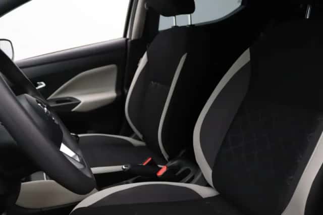 Nissan Micra (2019) thumbnail 5