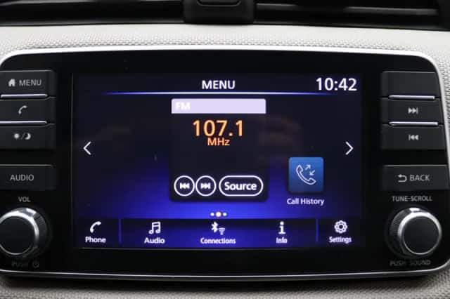 Nissan Micra (2019) thumbnail 6