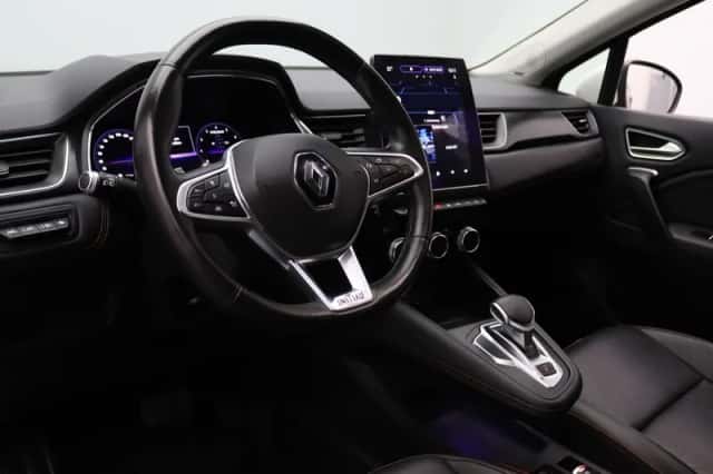 Renault Captur (2020) thumbnail 3