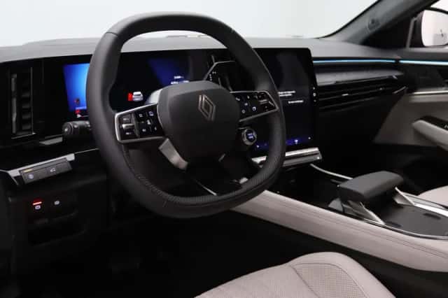 Renault Espace (2025) thumbnail 3