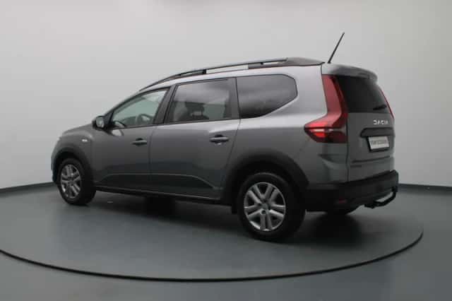 Dacia Jogger (2024) thumbnail 2