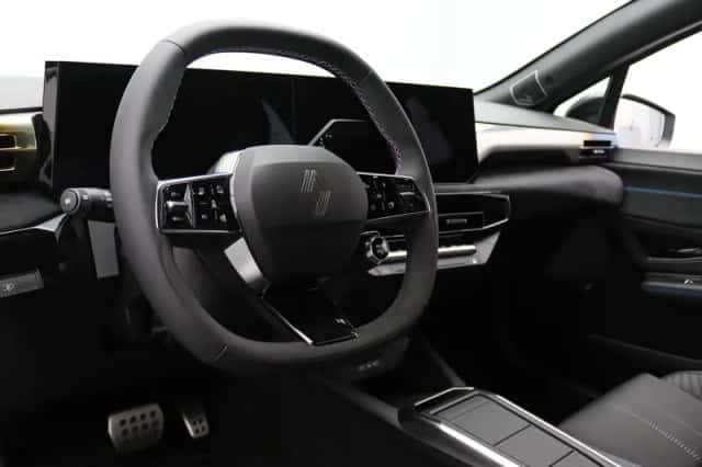 Renault Clio (2026) thumbnail 3