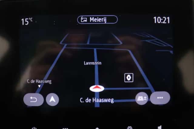 Renault Captur (2020) thumbnail 6