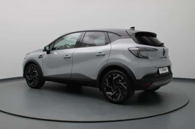 Renault Captur (2026) thumbnail 2