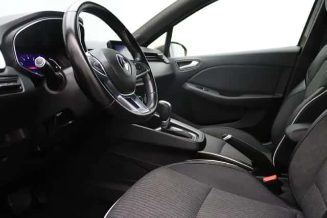 Renault Clio (2020) thumbnail 3