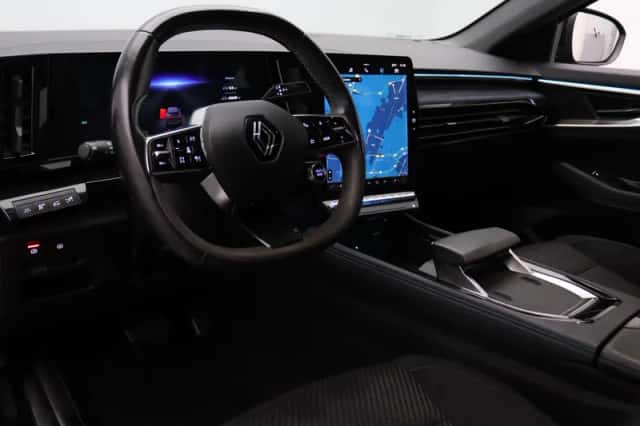 Renault Austral (2024) thumbnail 3