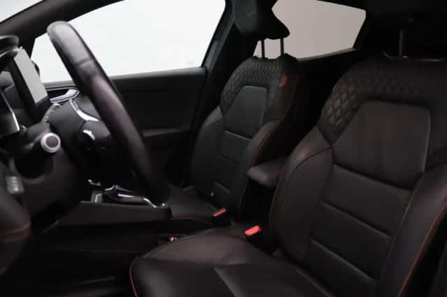 Renault Clio (2020) thumbnail 5