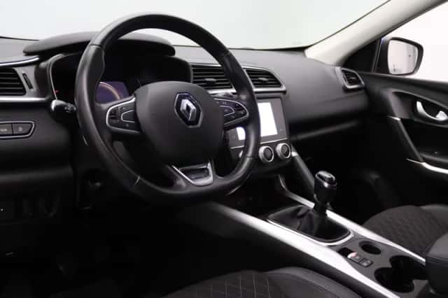 Renault Kadjar (2021) thumbnail 3