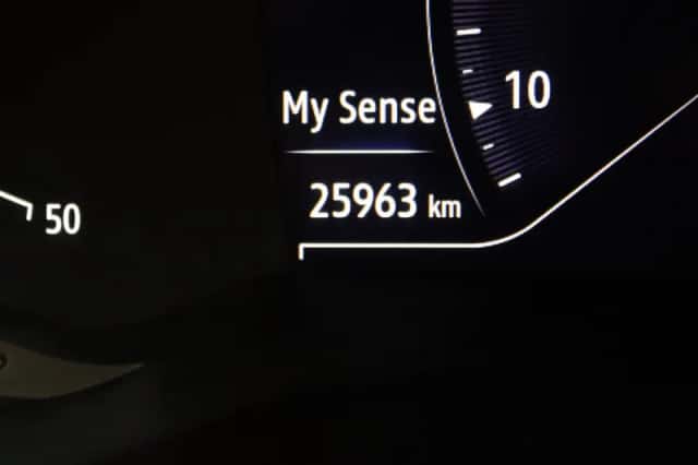Renault Clio (2023) thumbnail 5