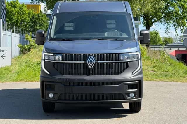 Renault Master (2024) thumbnail 2