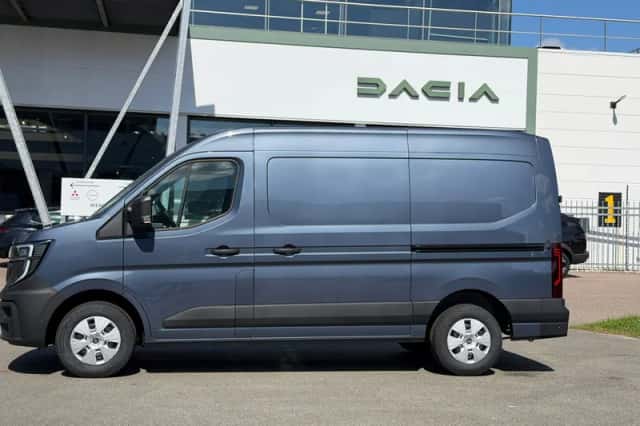 Renault Master (2024) thumbnail 3