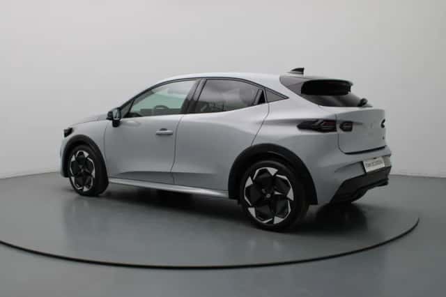 Renault Clio (2026) thumbnail 2
