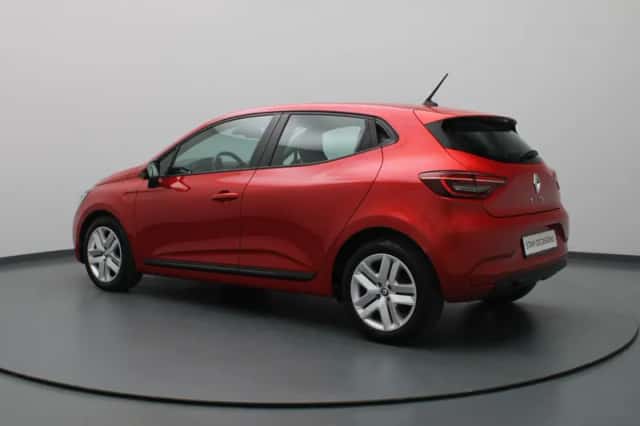 Renault Clio (2021) thumbnail 2