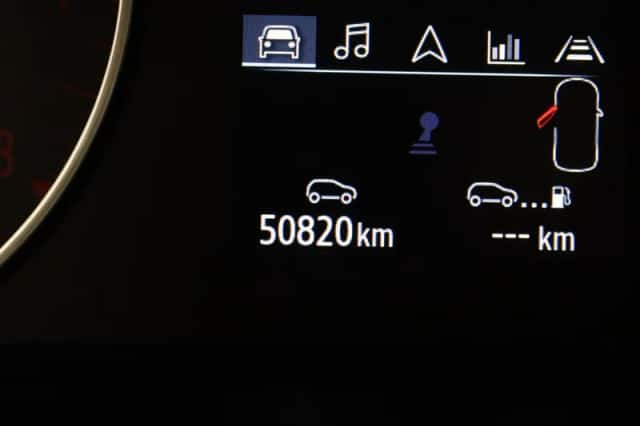 Renault Clio (2021) thumbnail 4