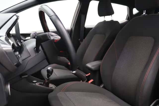 Ford Fiesta (2021) thumbnail 5