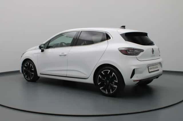 Renault Clio (2025) thumbnail 2
