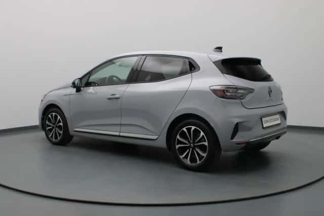 Renault Clio (2025) thumbnail 2