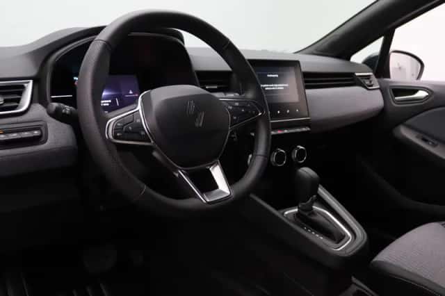 Renault Clio (2025) thumbnail 3