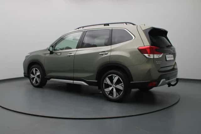 Subaru Forester (2020) thumbnail 2