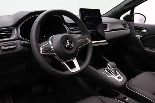 Mitsubishi ASX (2025) thumbnail 3