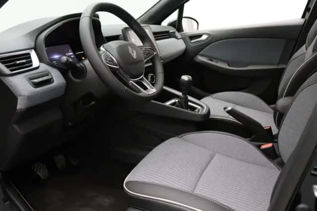 Renault Clio (2025) thumbnail 3