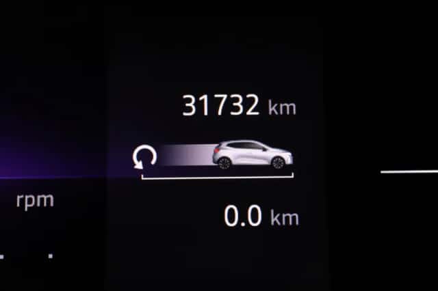Renault Clio (2025) thumbnail 4