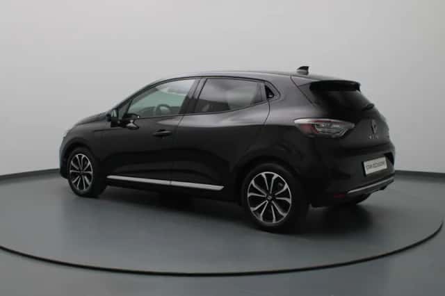 Renault Clio (2025) thumbnail 2