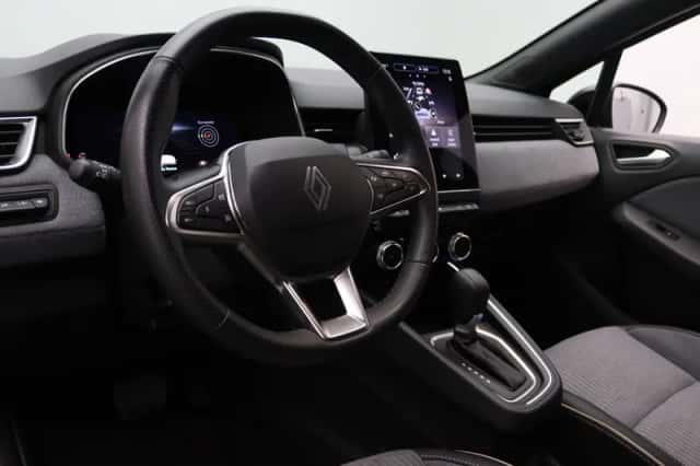 Renault Clio (2025) thumbnail 3