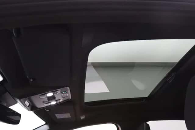 Renault Captur (2025) thumbnail 6