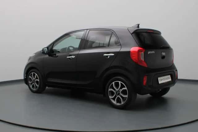 Kia Picanto (2021) thumbnail 2