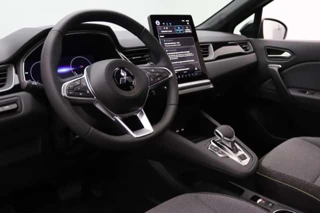Mitsubishi ASX (2025) thumbnail 3