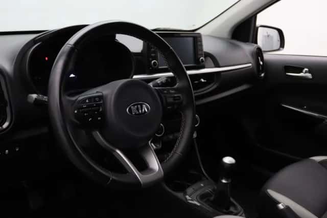 Kia Picanto (2019) thumbnail 3