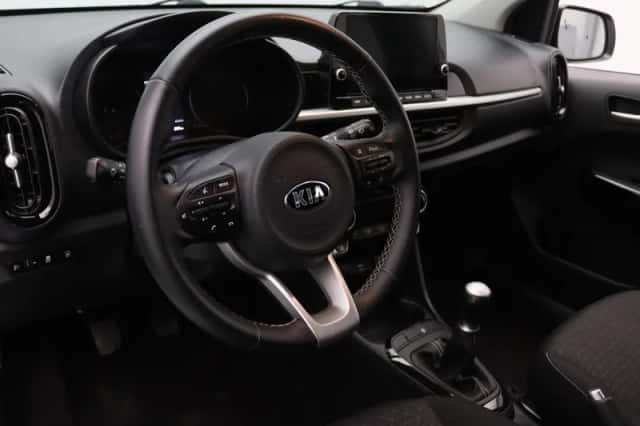 Kia Picanto (2021) thumbnail 3