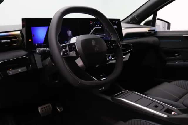 Renault Clio (2026) thumbnail 3