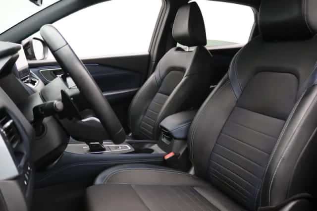 Nissan Qashqai (2023) thumbnail 5