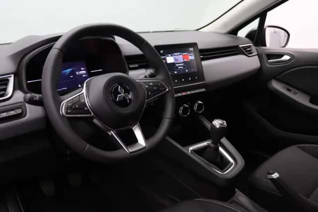 Mitsubishi Colt (2025) thumbnail 3