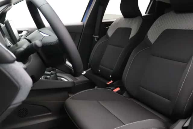 Mitsubishi Colt (2025) thumbnail 5